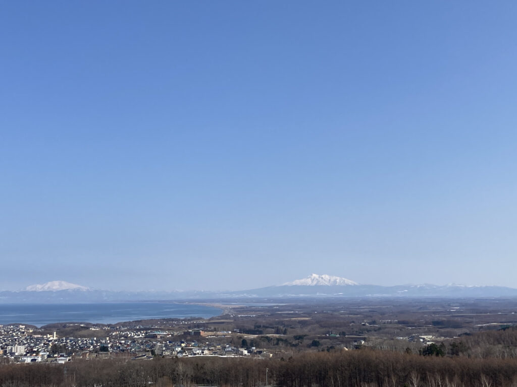 天都山展望台から