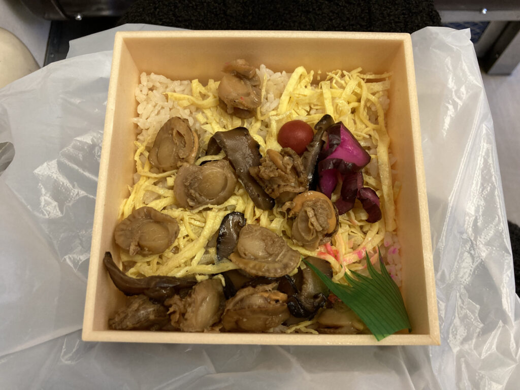 帆立弁当(開封後)