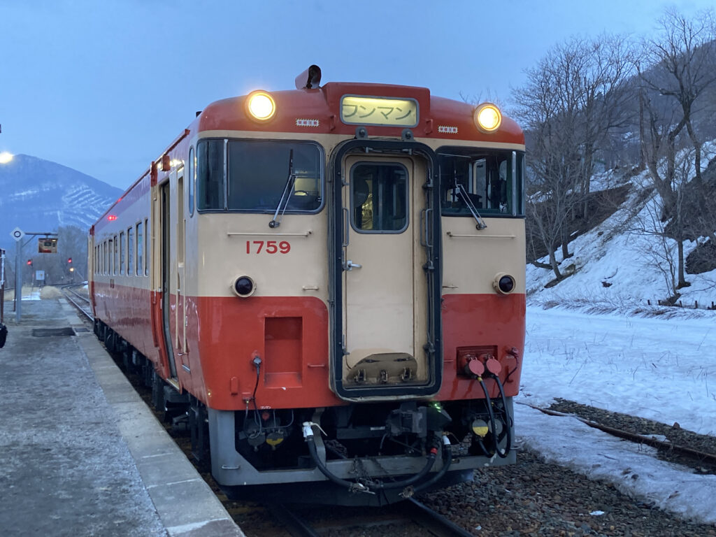 特別塗装のされたキハ40系気動車