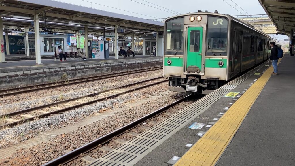 常磐線の原ノ町行き普通列車