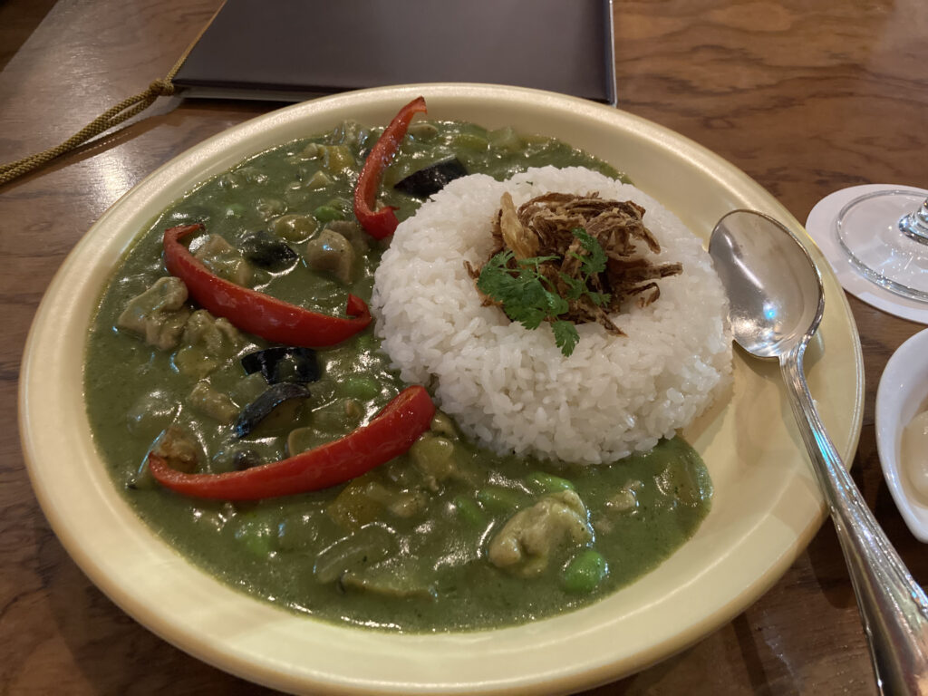 郡山名物グリーンカレー