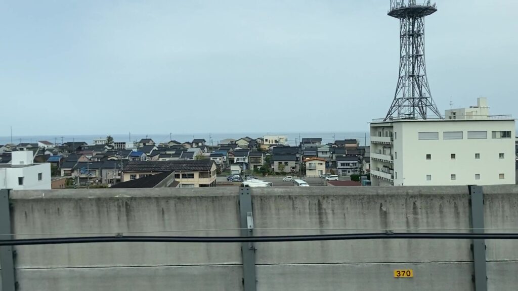 糸魚川駅手前