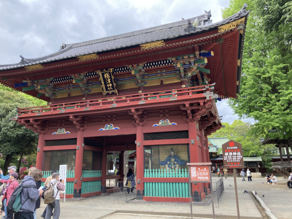 根津神社の楼門