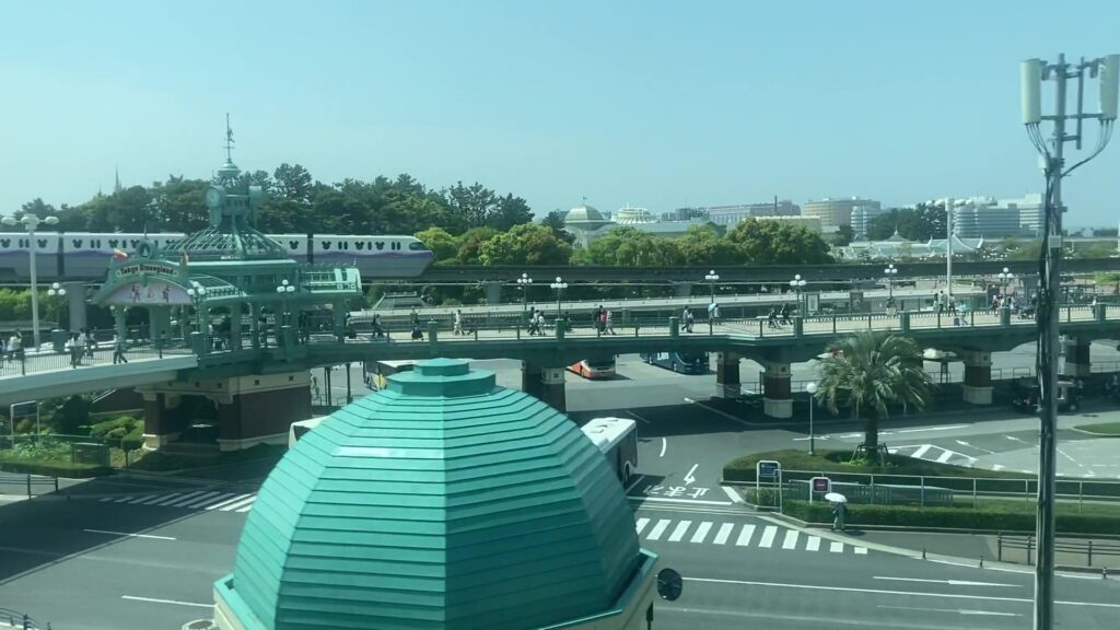 舞浜駅付近に広がる東京ネズミーリゾート