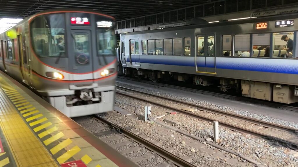 大阪環状線323系電車