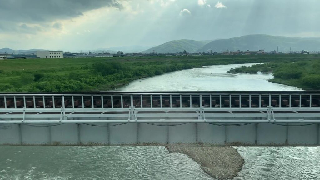 九頭竜川(森田・福井駅間)