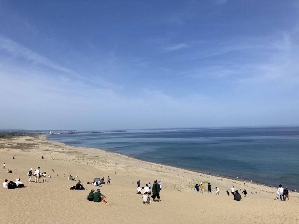 馬の背から見た日本海の景色