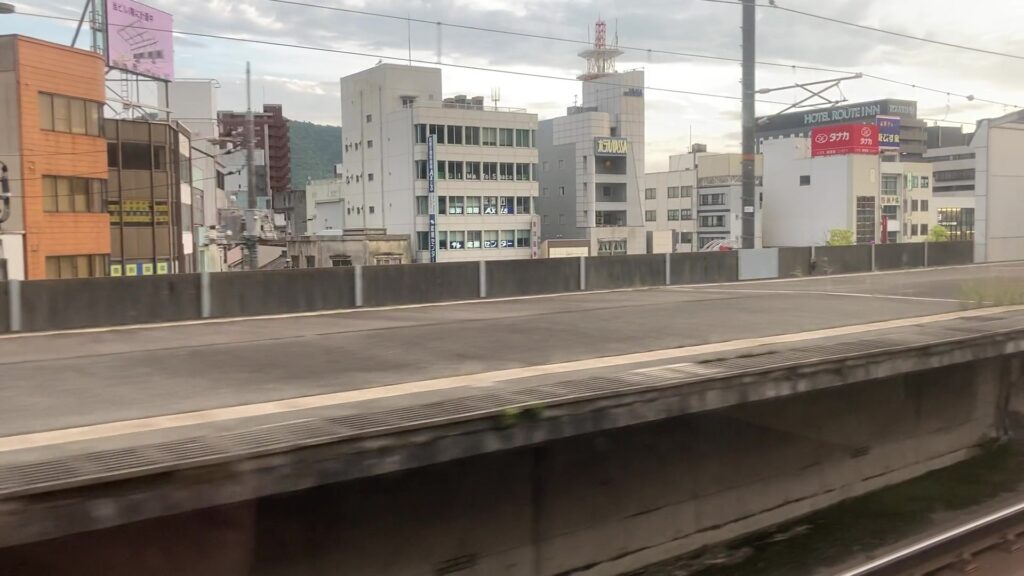 三原駅と三原市街