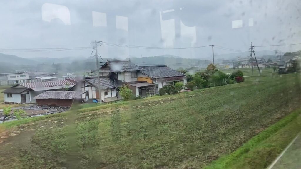 田園風景の車窓