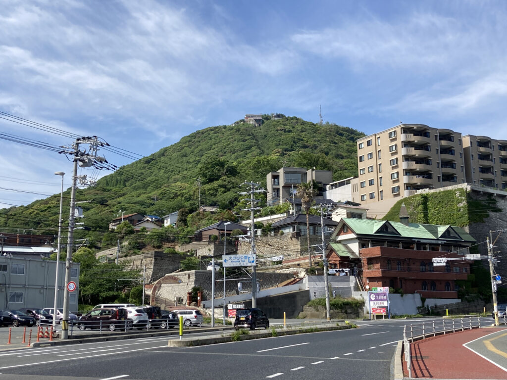 みもすそ川公園から見る火の山