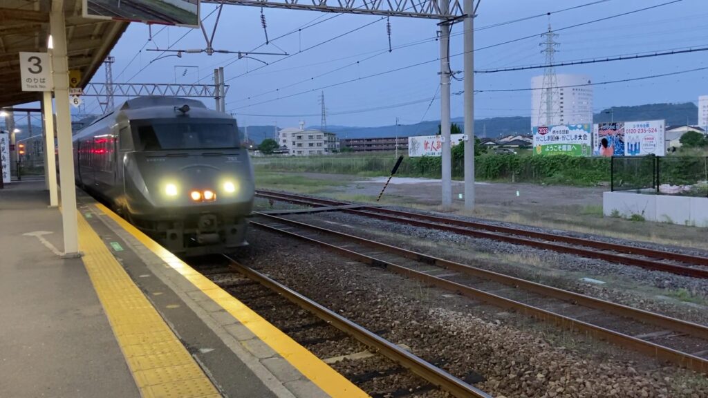 特急きりしま号の787系電車