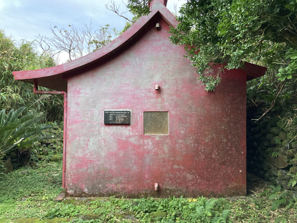 東台所神社の社殿