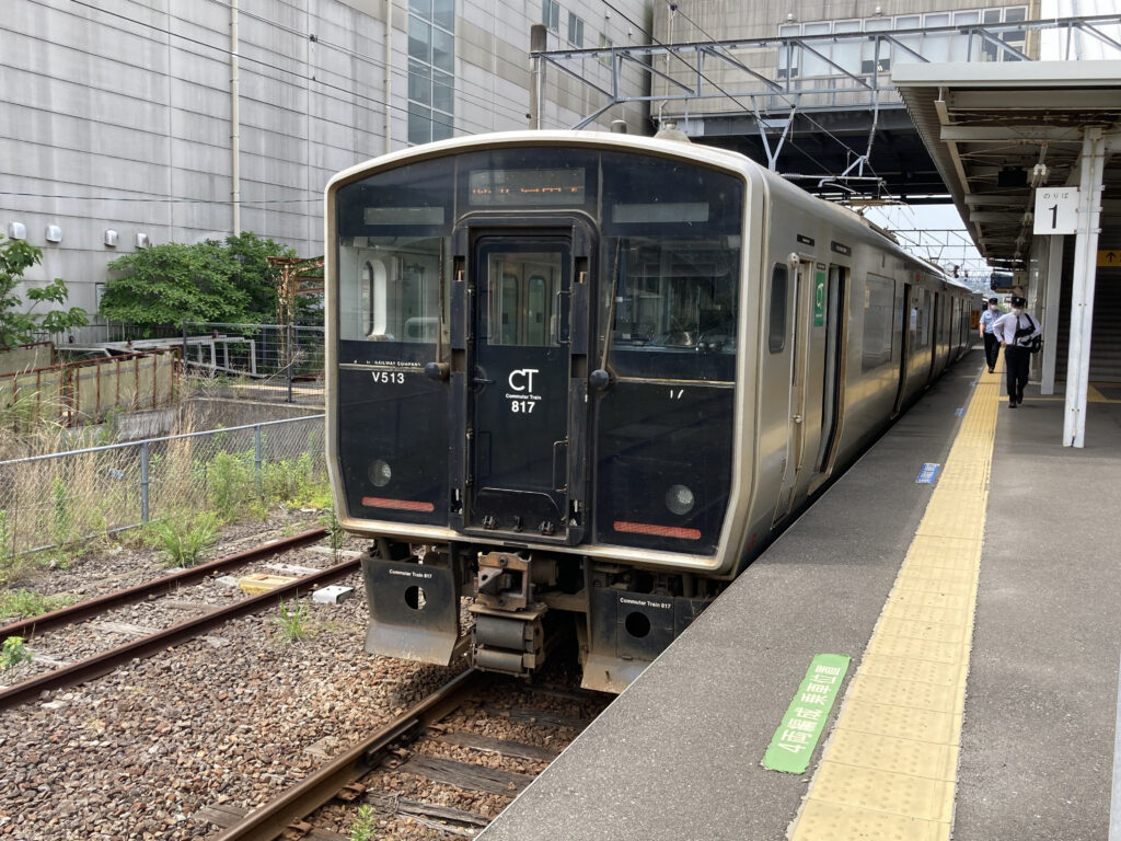 鹿児島本線の817系電車