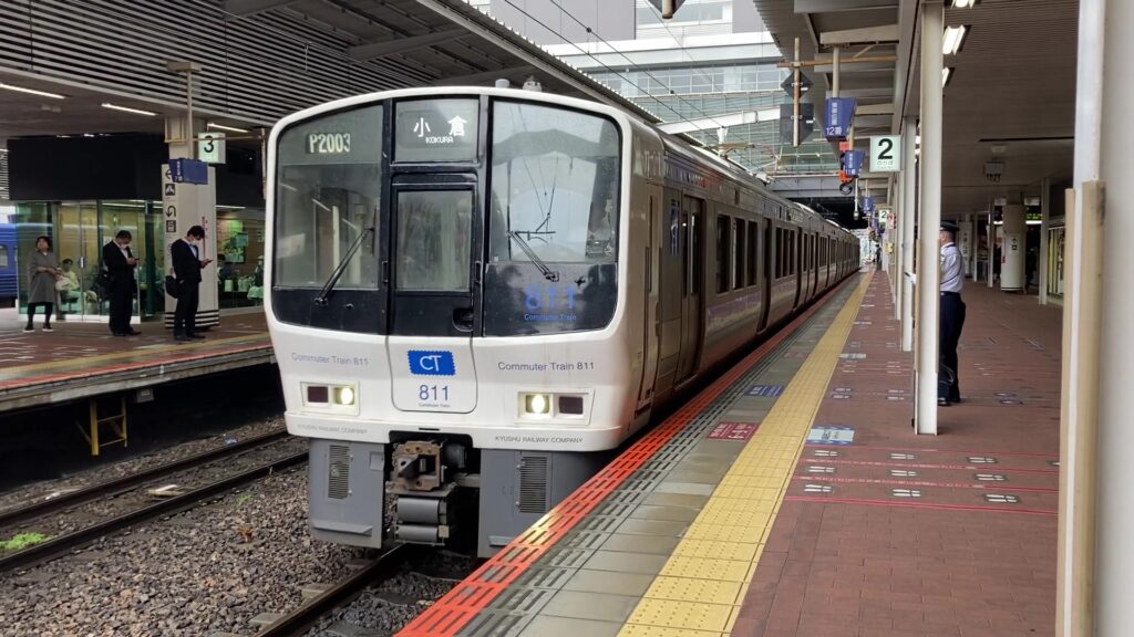 鹿児島本線の811系電車