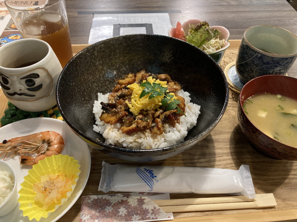 うなぎのまぶし丼御膳(ご飯少なめ)